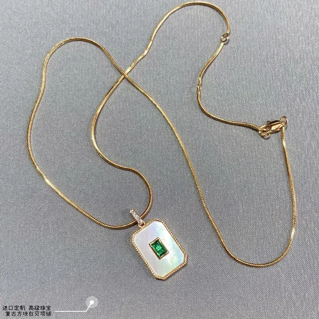 Gold-Tone Rectangular Mother-of-Pearl and Emerald Pendant Necklace 3