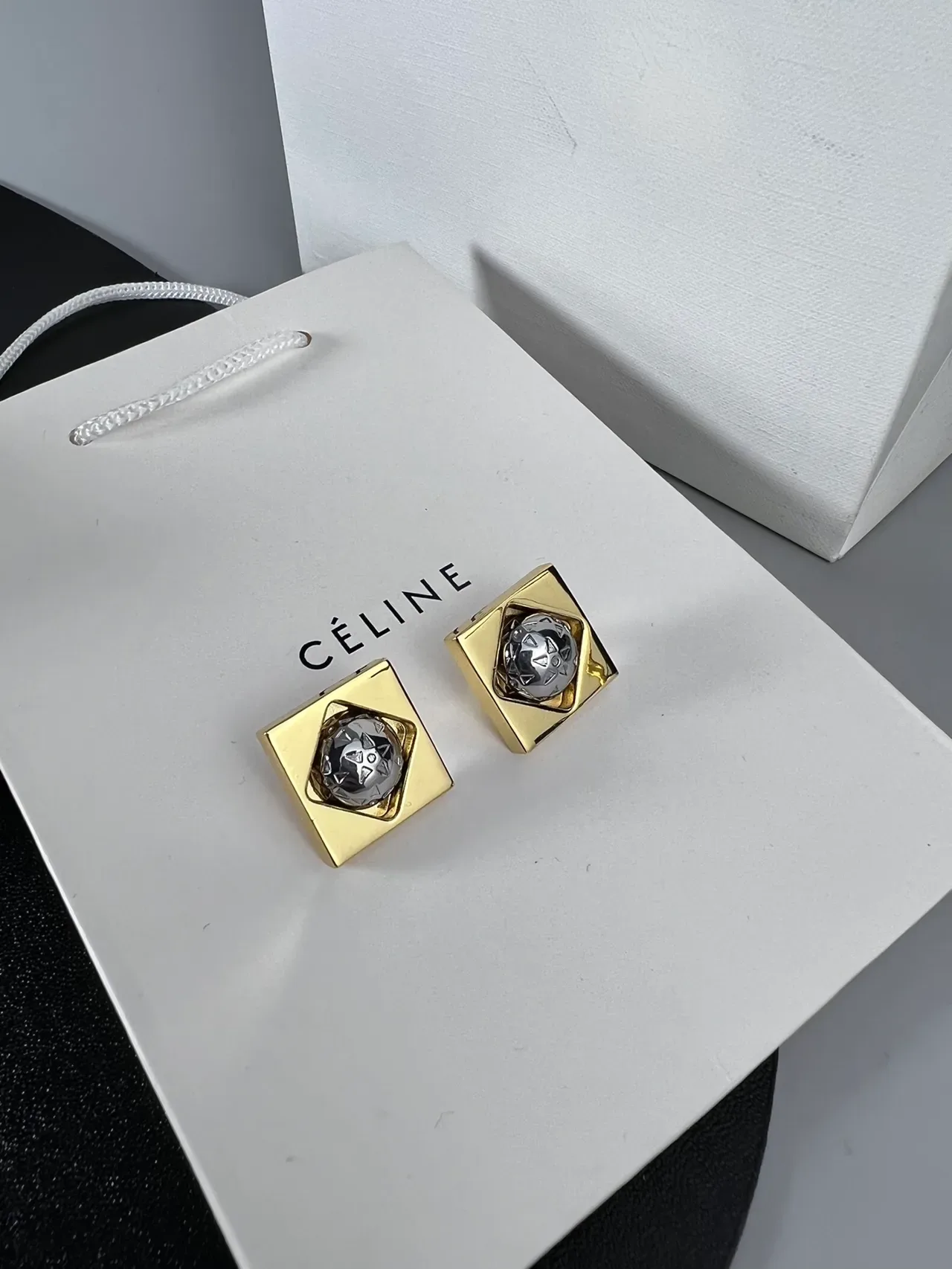 Gold-Tone Square Frame Faceted Sphere Metallic Jewelry 2