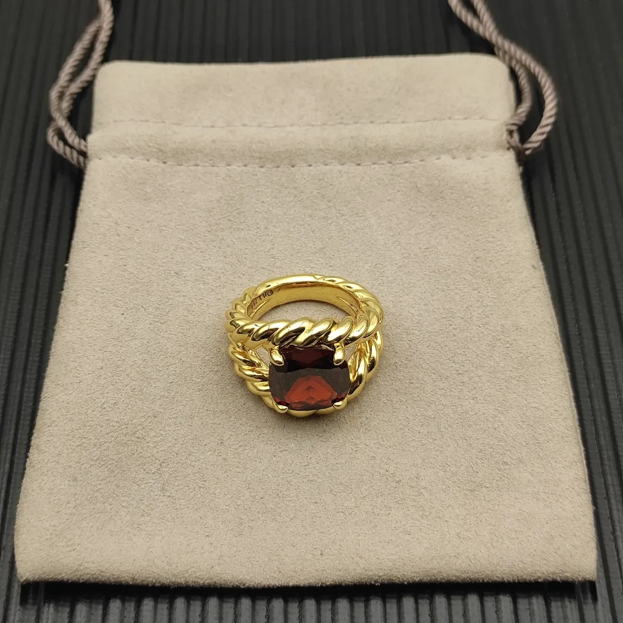 Gold-Toned Twisted Rope Band Red Gemstone Ring 10