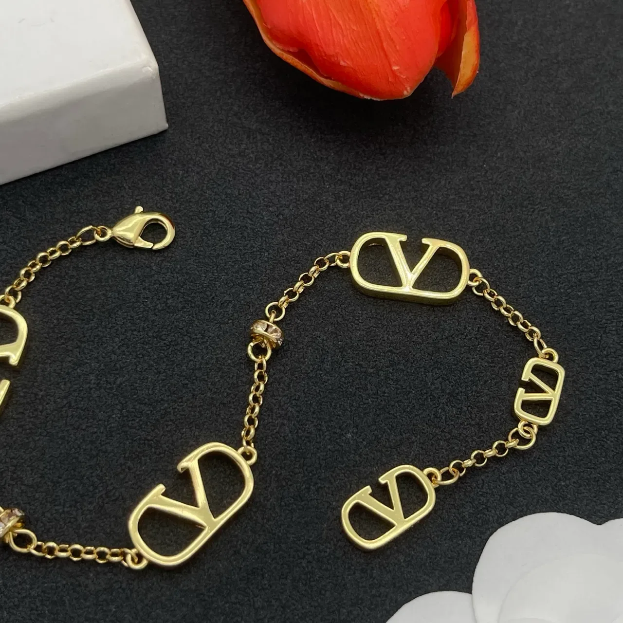 Gold Transparent Chain Open V-Logo Charms Bracelet 5