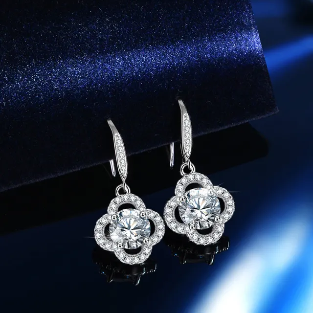 GRA Moissanite Cushion-Cut Halo Ring Set Silver Tone Rings 17