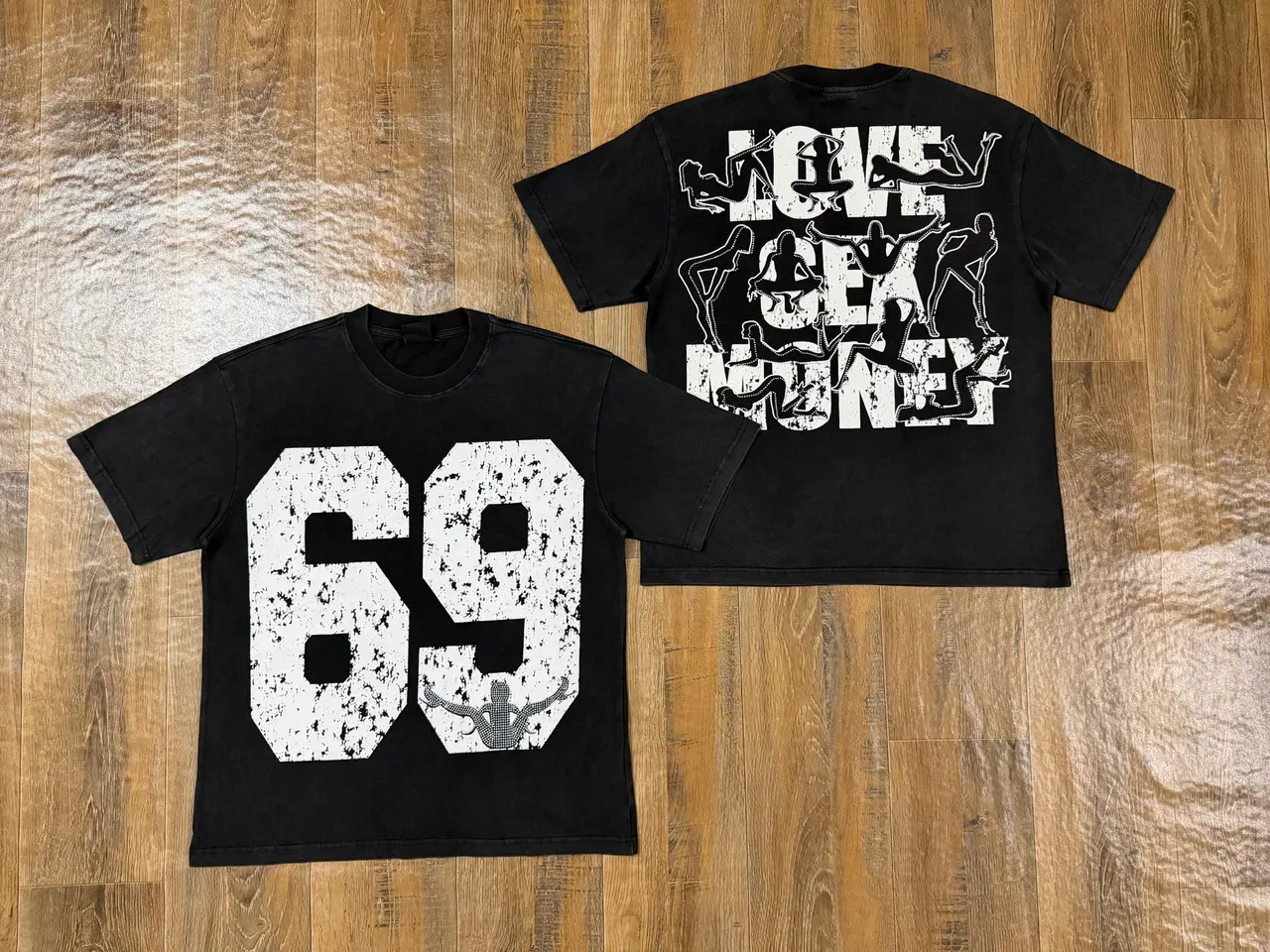 Graphic Print Distressed Typography Silhouette Overlay T-Shirt 5