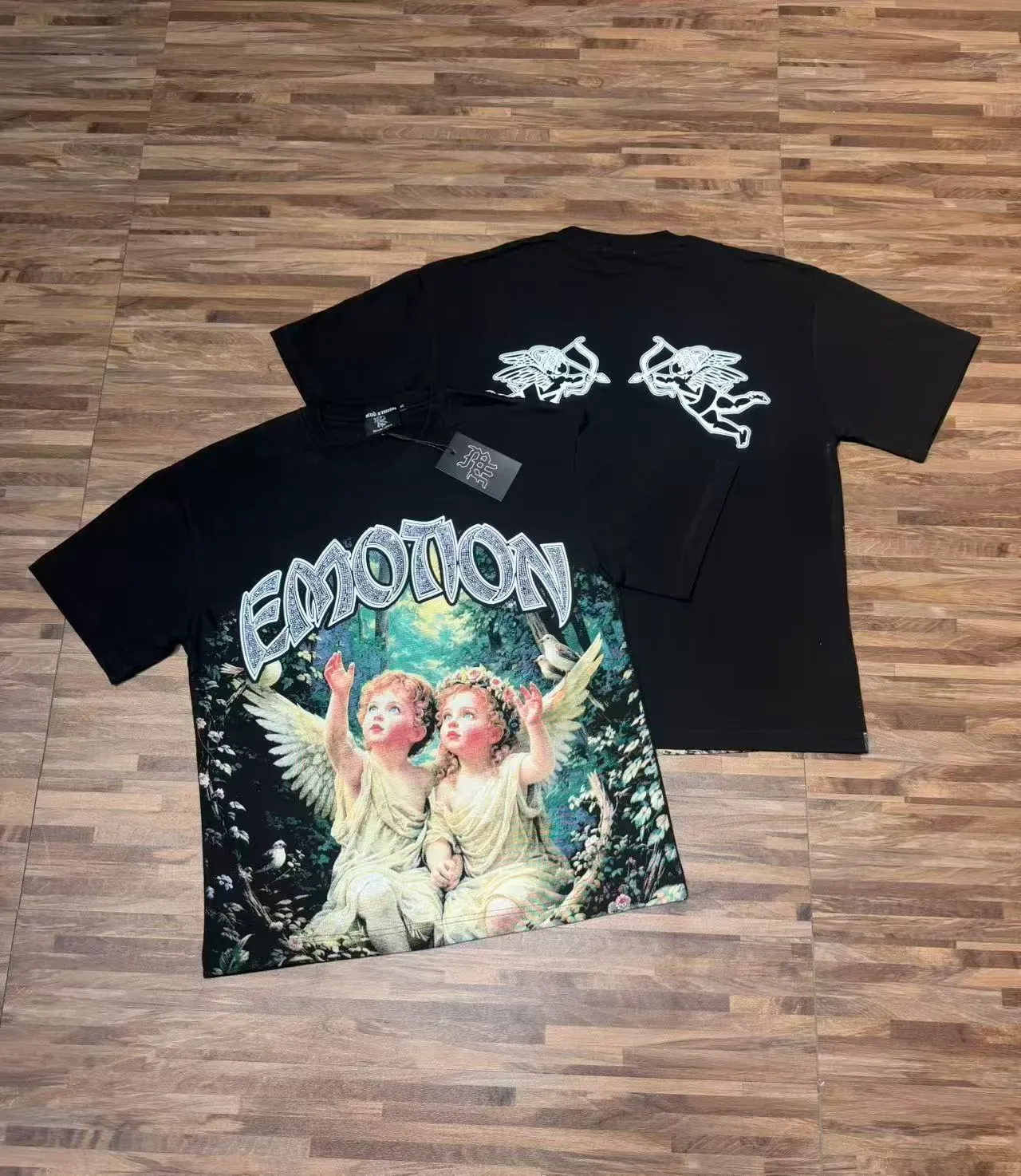 Graphic-Print Oversized Crew Neck T-Shirt 3