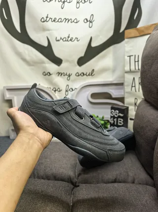 Gray Laceless Dual Hook-and-Loop Straps Sneakers 5