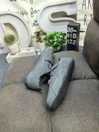 Gray Laceless Dual Hook-and-Loop Straps Sneakers 6