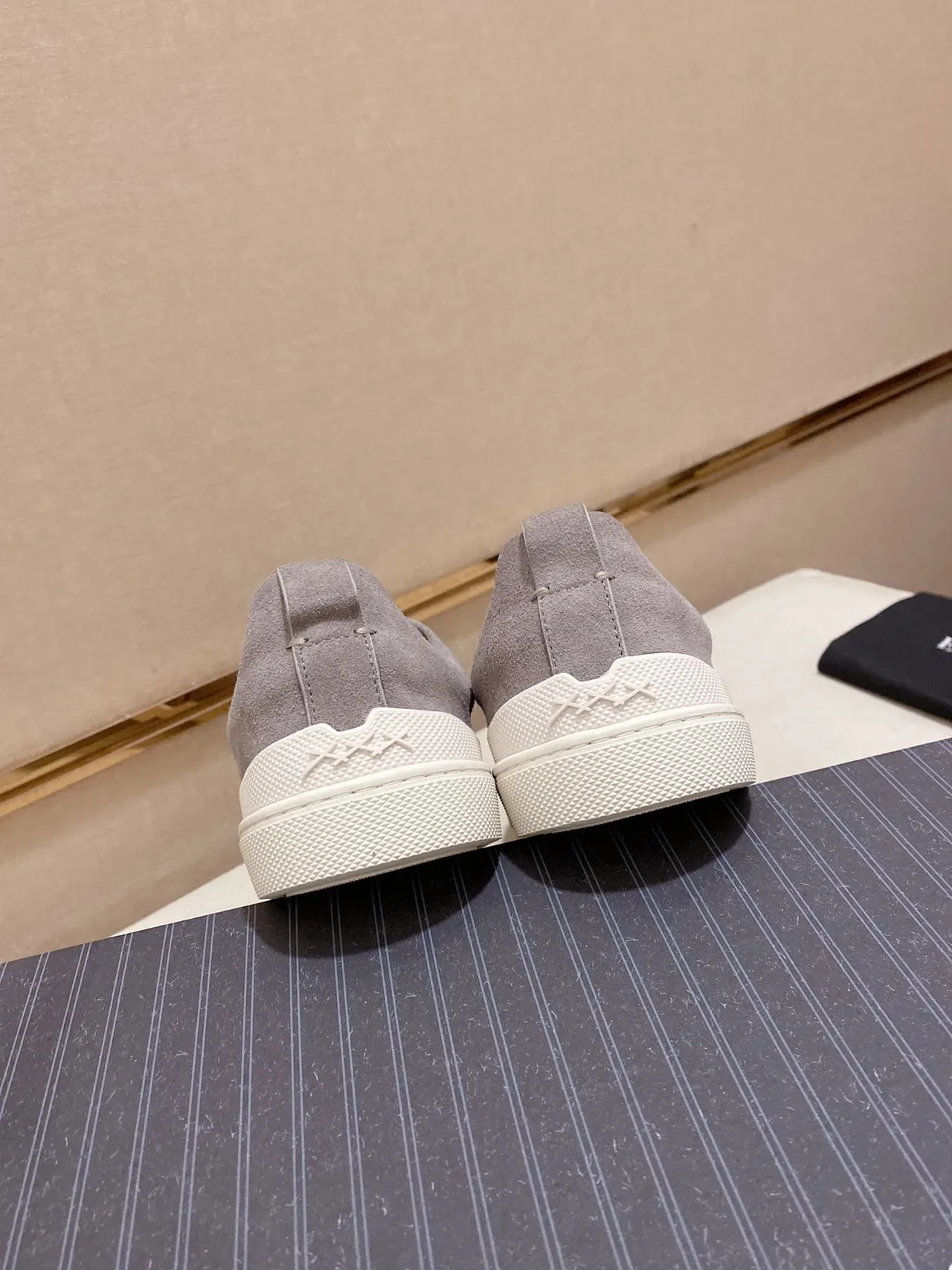 Gray White Slip-On Suede Upper Sneakers 4