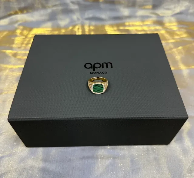 Green Gold Rectangular Malachite Center Pavé Diamond Halo Ring 3