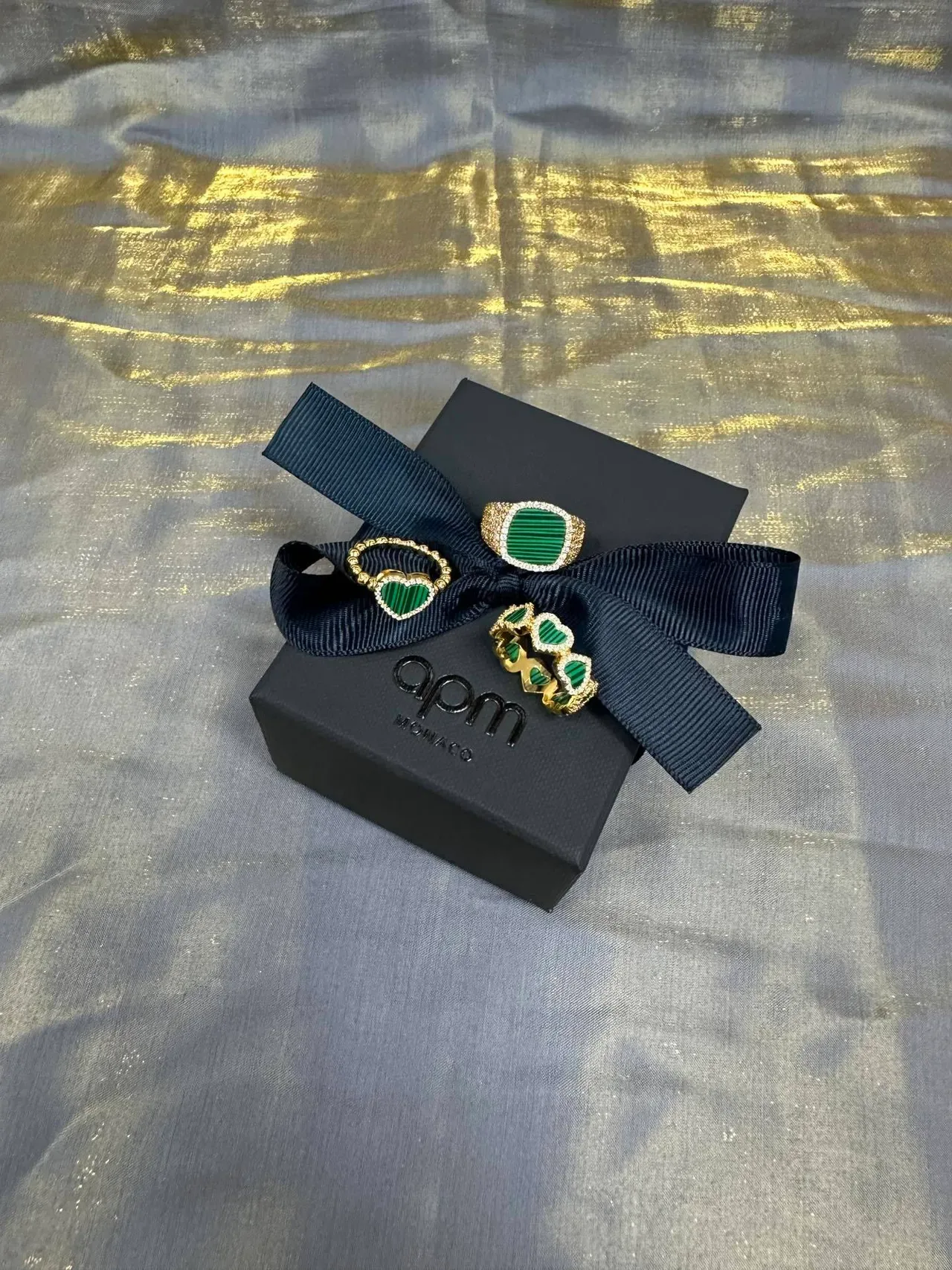 Green Gold Rectangular Malachite Center Pavé Diamond Halo Ring 4