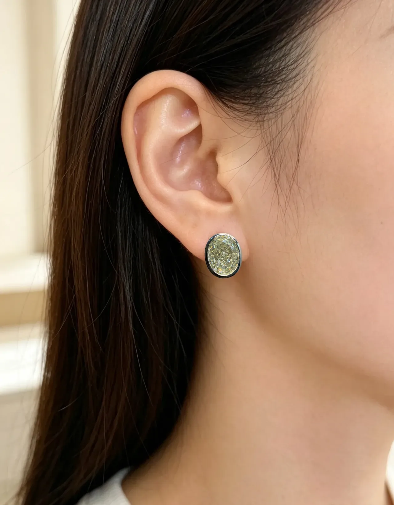 Green Silver Oval-Cut Faceted Crystal Earrings 2