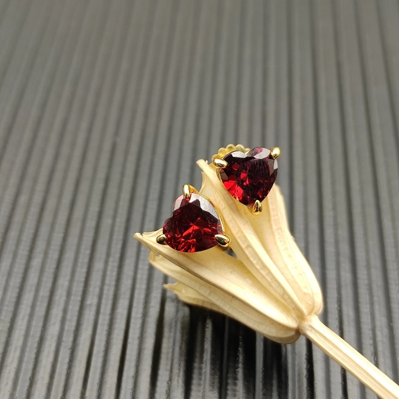 Heart-Shaped Faceted Red Gemstone Gold-Tone Stud Earrings 3