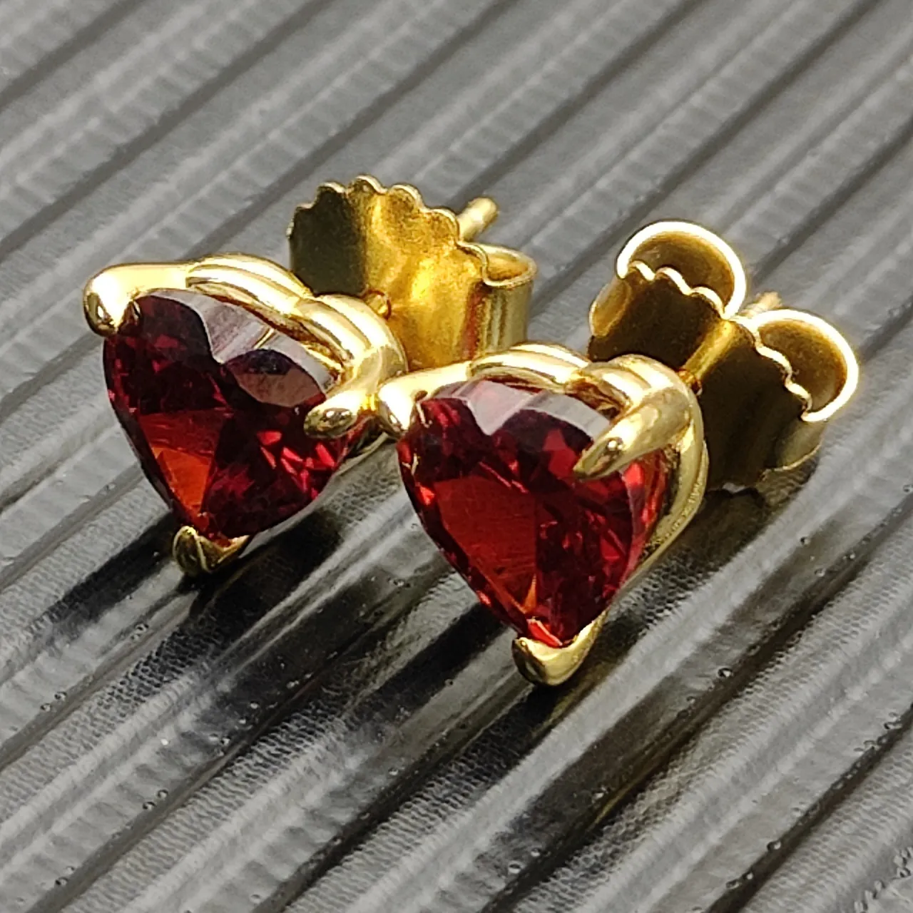 Heart-Shaped Faceted Red Gemstone Gold-Tone Stud Earrings 5