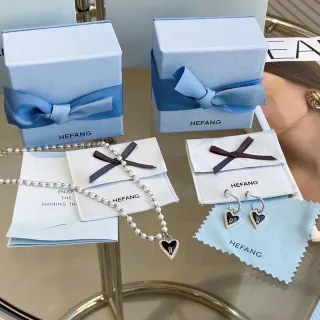 HEFANG Collier de Perles Bleues et Argent avec Pendentif en Forme de Cœur