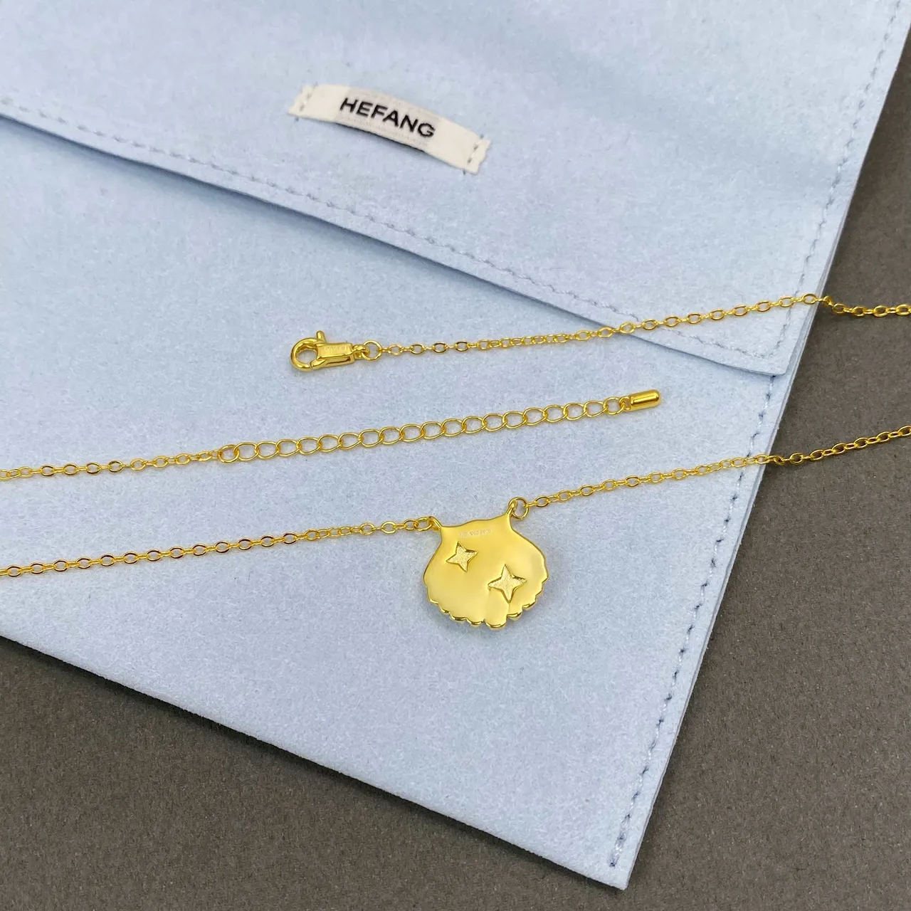 HEFANG Gold Silver Chain Pavé-Set Shell Pendant Necklace 3