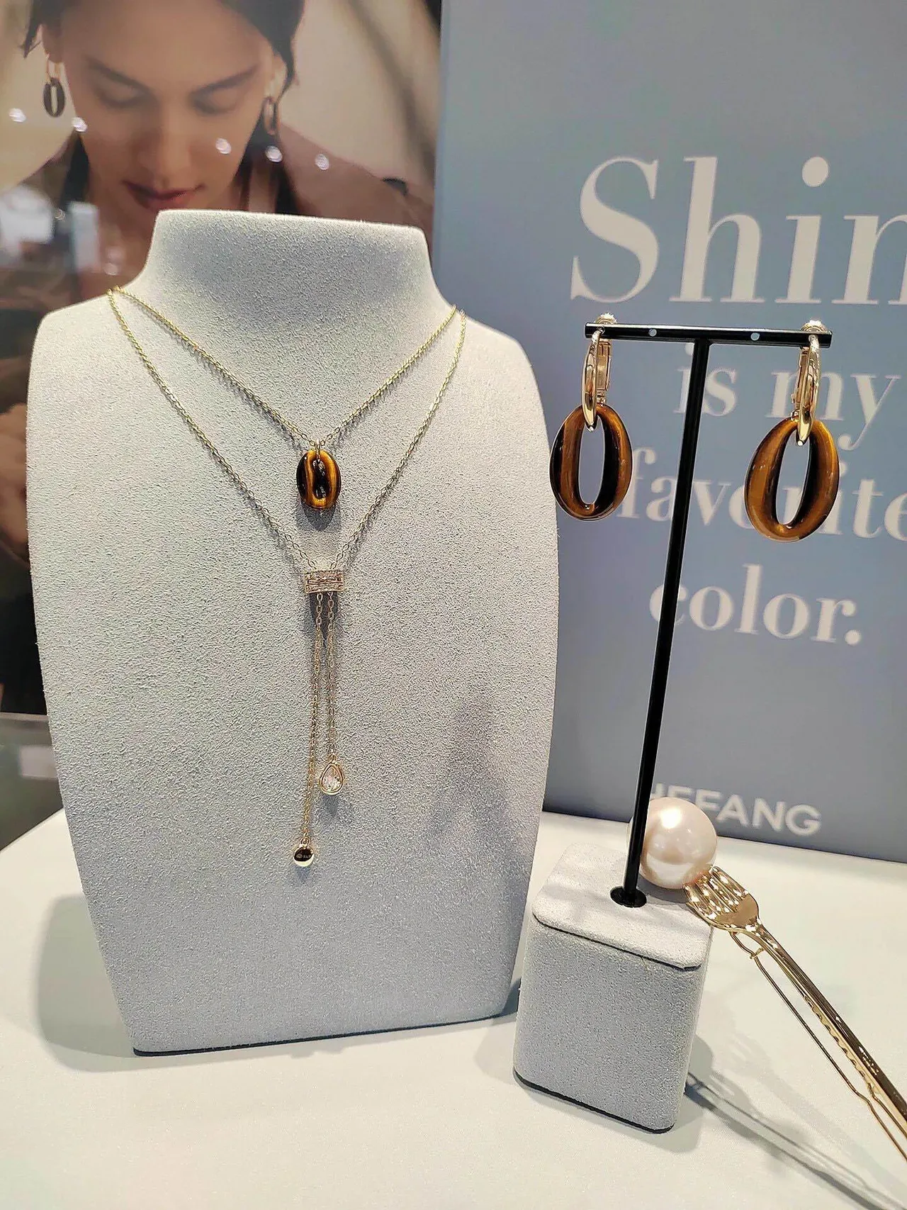 HEFANG Colliers avec pendentif œil de tigre et pavé en doré 7