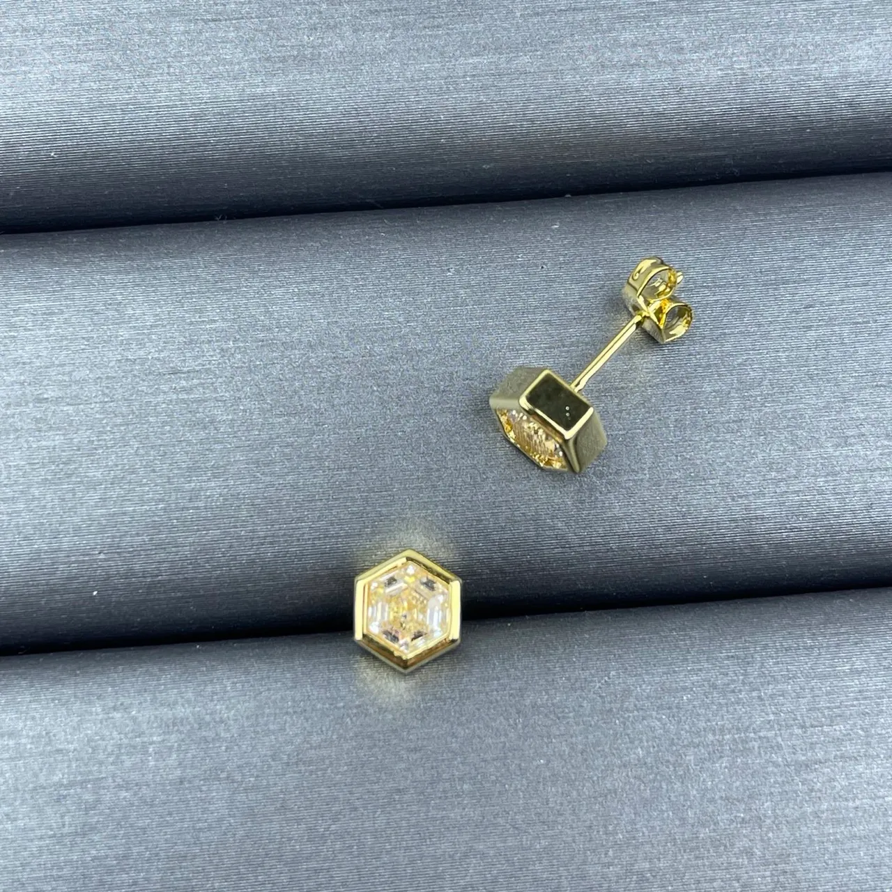 Hexagonal Bezel Faceted Stone Stud Earrings 5
