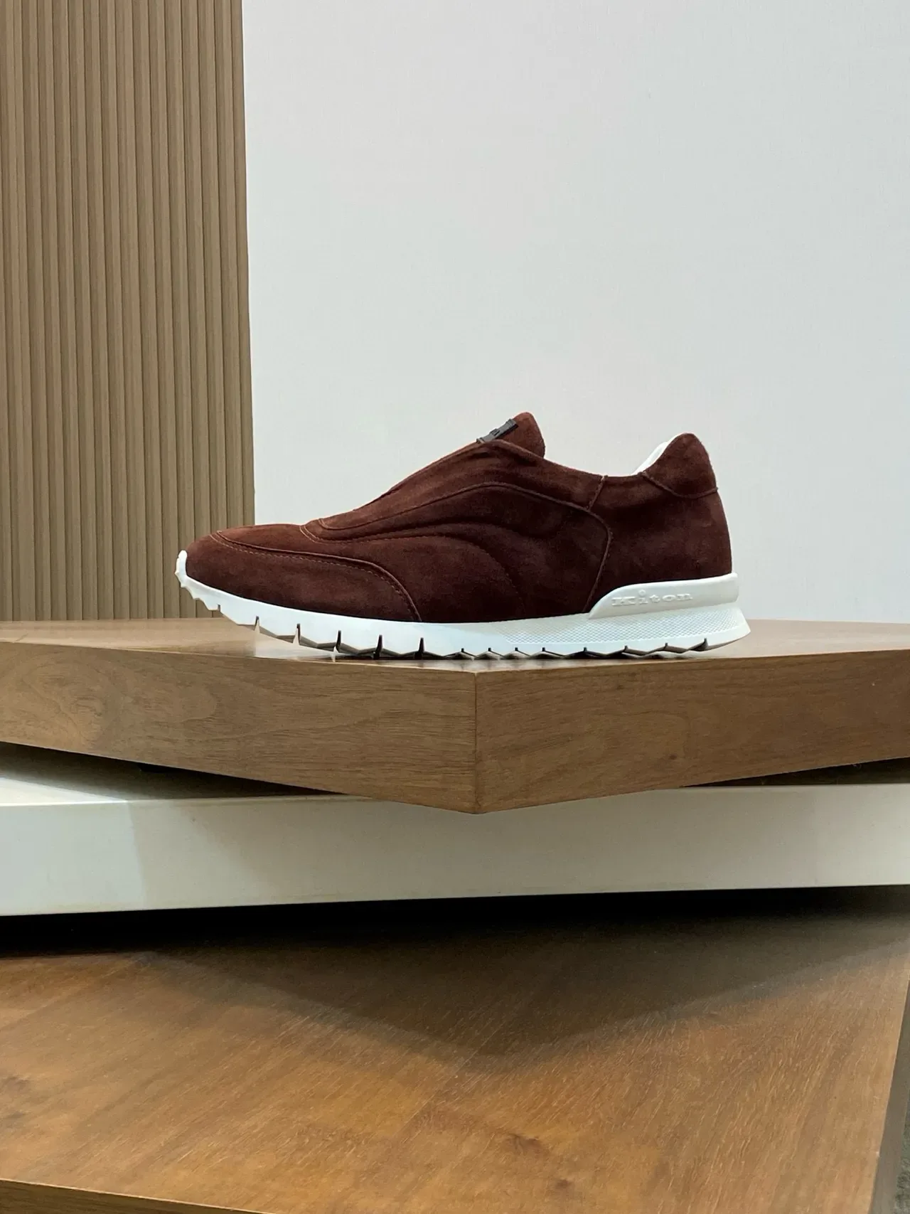 Hilton Slip-On Suede Brown Lifestyle Sneakers 3