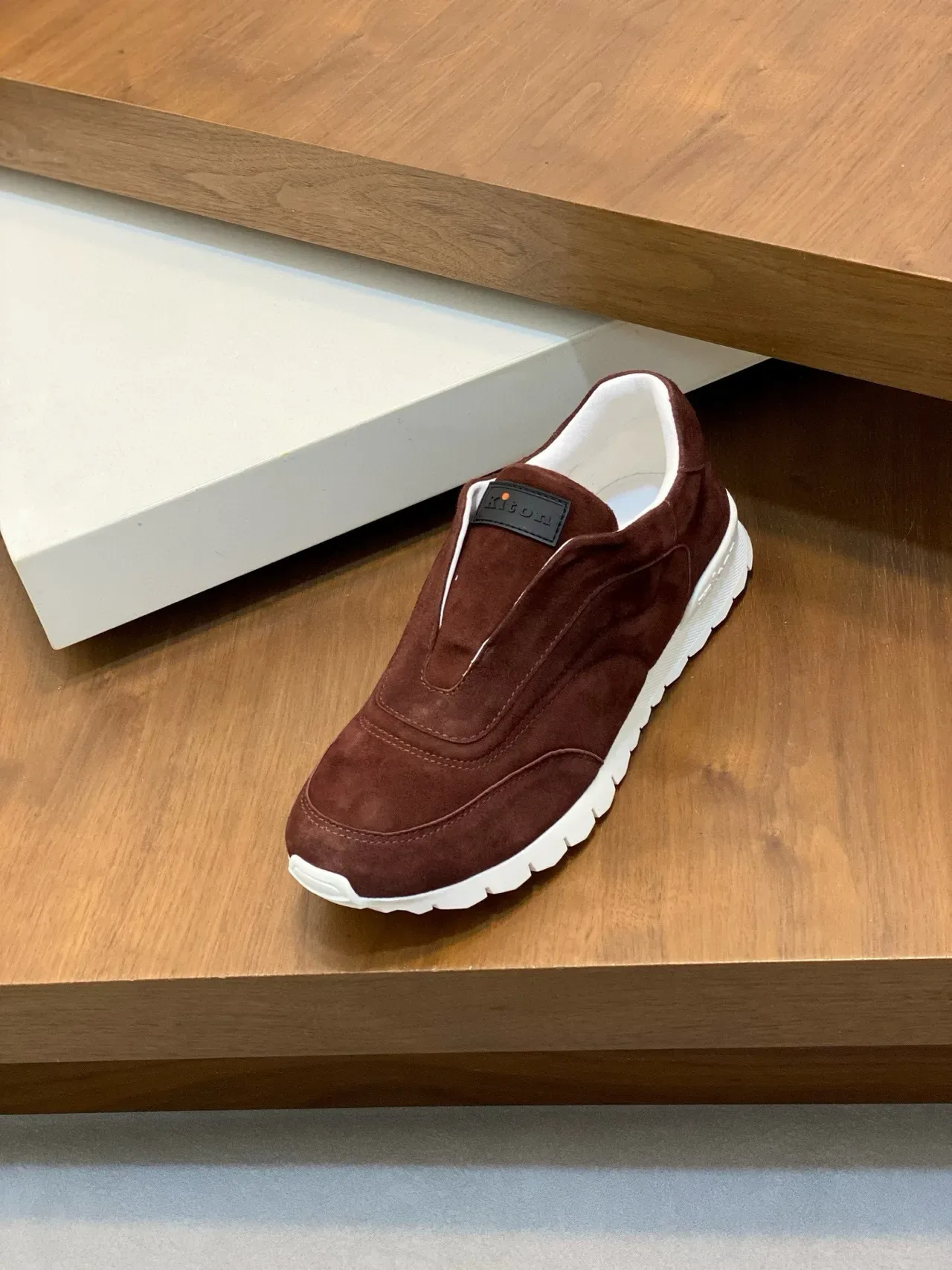 Hilton Slip-On Suede Brown Lifestyle Sneakers 6