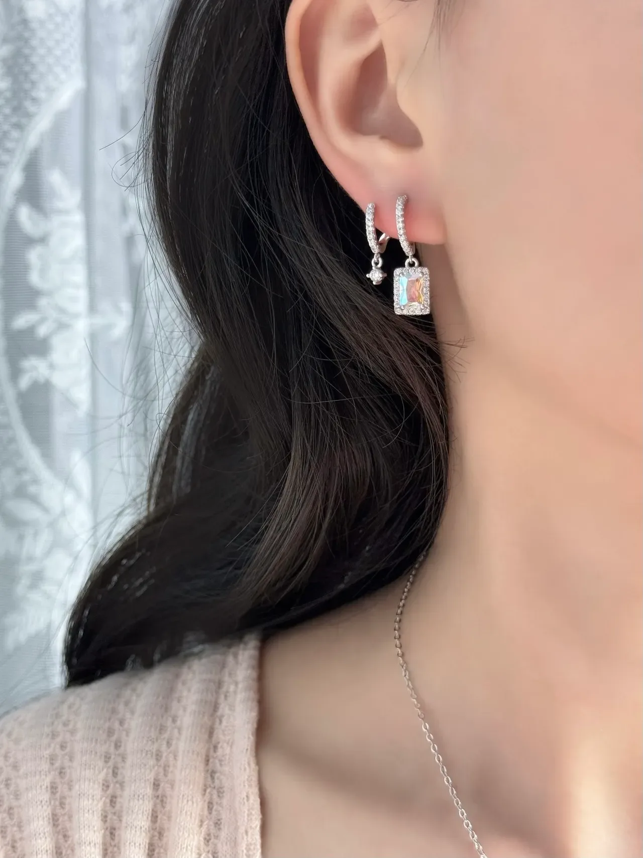 Iridescent Rectangular Halo Pendant Necklace 2