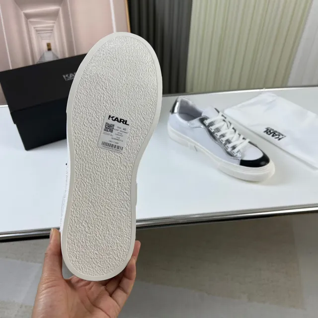Karl Lagerfeld White Black Low-Top Leather Upper Lifestyle Sneakers 2