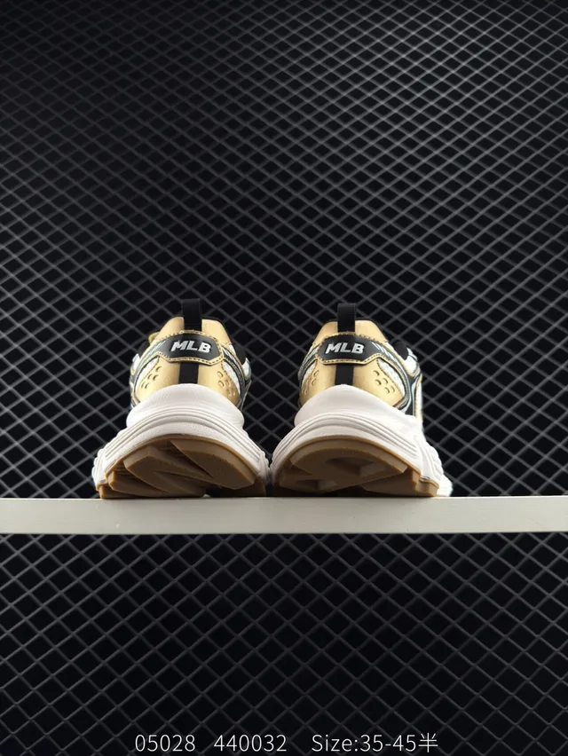 MLB Winner Chunky White Black Gold Low-Top Chunky Sneakers 3