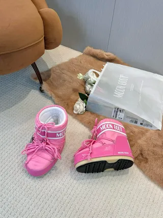 Moon Boot Pink Insulated Drawstring Cuff Snow Boots 3
