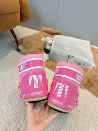 Moon Boot Pink Insulated Drawstring Cuff Snow Boots 5