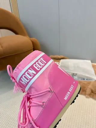 Moon Boot Pink Insulated Drawstring Cuff Snow Boots 8