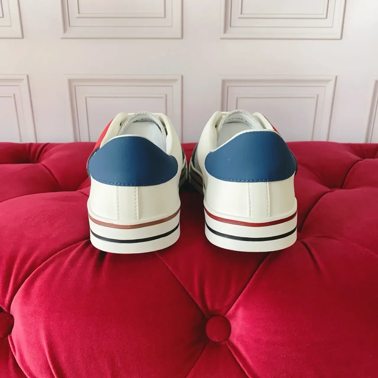 Multicolor Panelled Low-Top Lifestyle Sneakers 3