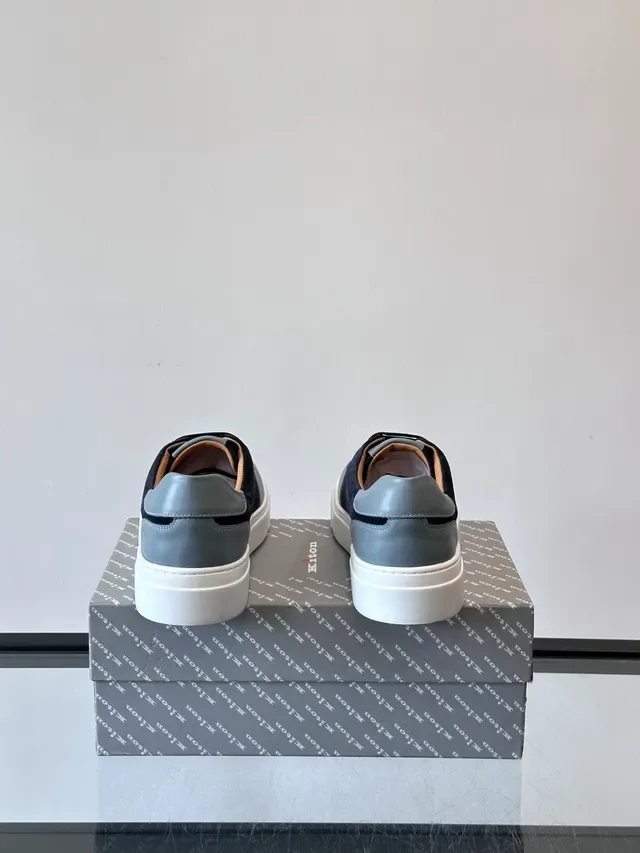 Navy and Gray Suede Platform Lifestyle Sneakers 3