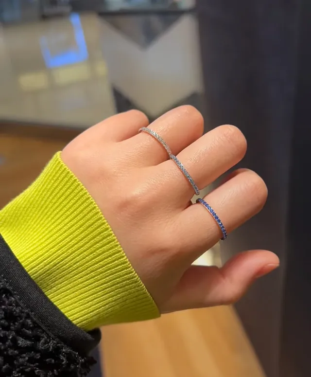 Navy Blue Pavé-Set Thin Band Ring 4