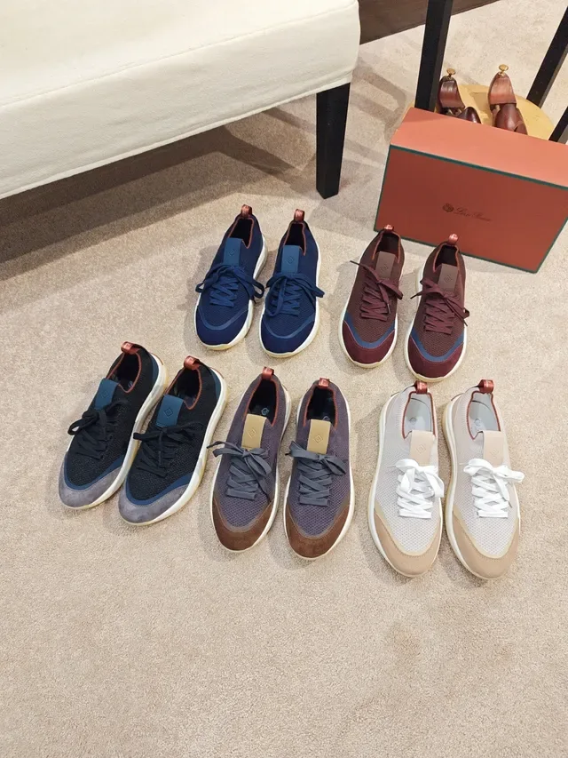 Navy Red Knit Upper Layered White-and-Gum Sole Sneakers 2