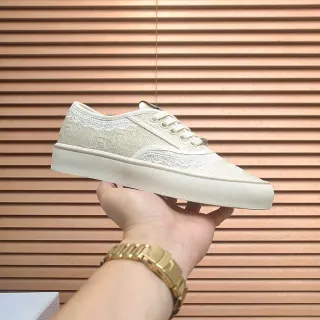Off-White Tênis de Tecido com Borda de Cordão
