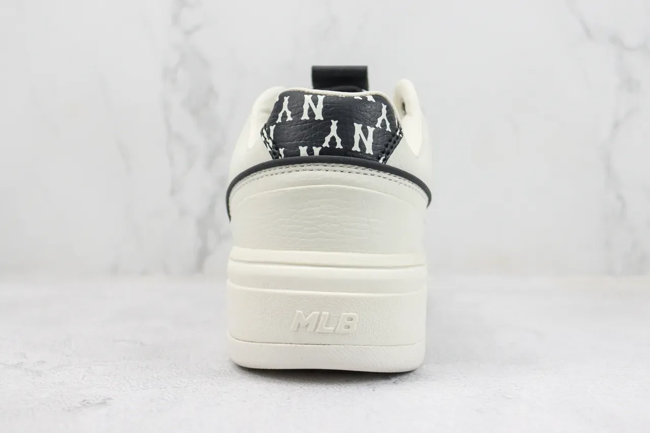 Off-White New York Yankees Logo Platform Sneaker 9