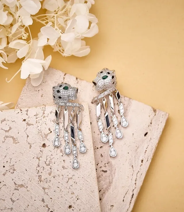 Panther-Head Pavé Diamond and Onyx Fringe Earrings 2