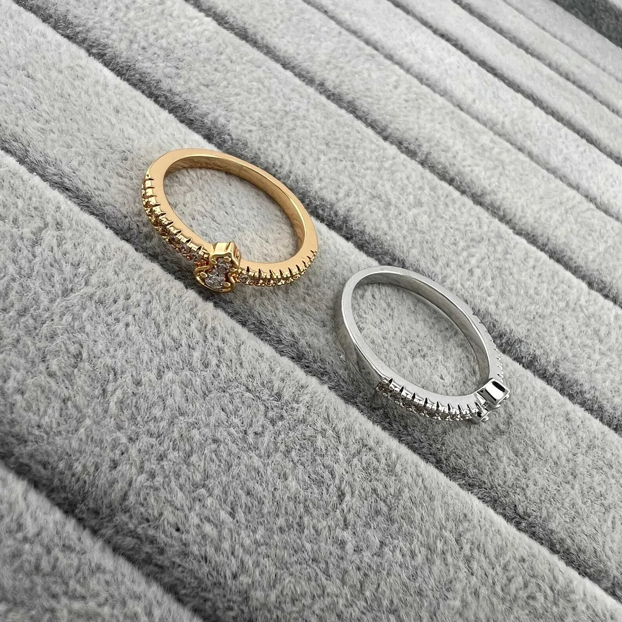 Pavé-Set Floral Motif Dual-Tone Stackable Rings 5