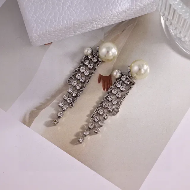 Pearl-Studded Crystal-Grid Chain-Fringe Dangling Earrings 5