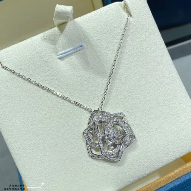 Piaget Rose Openwork Pavé Necklace 7