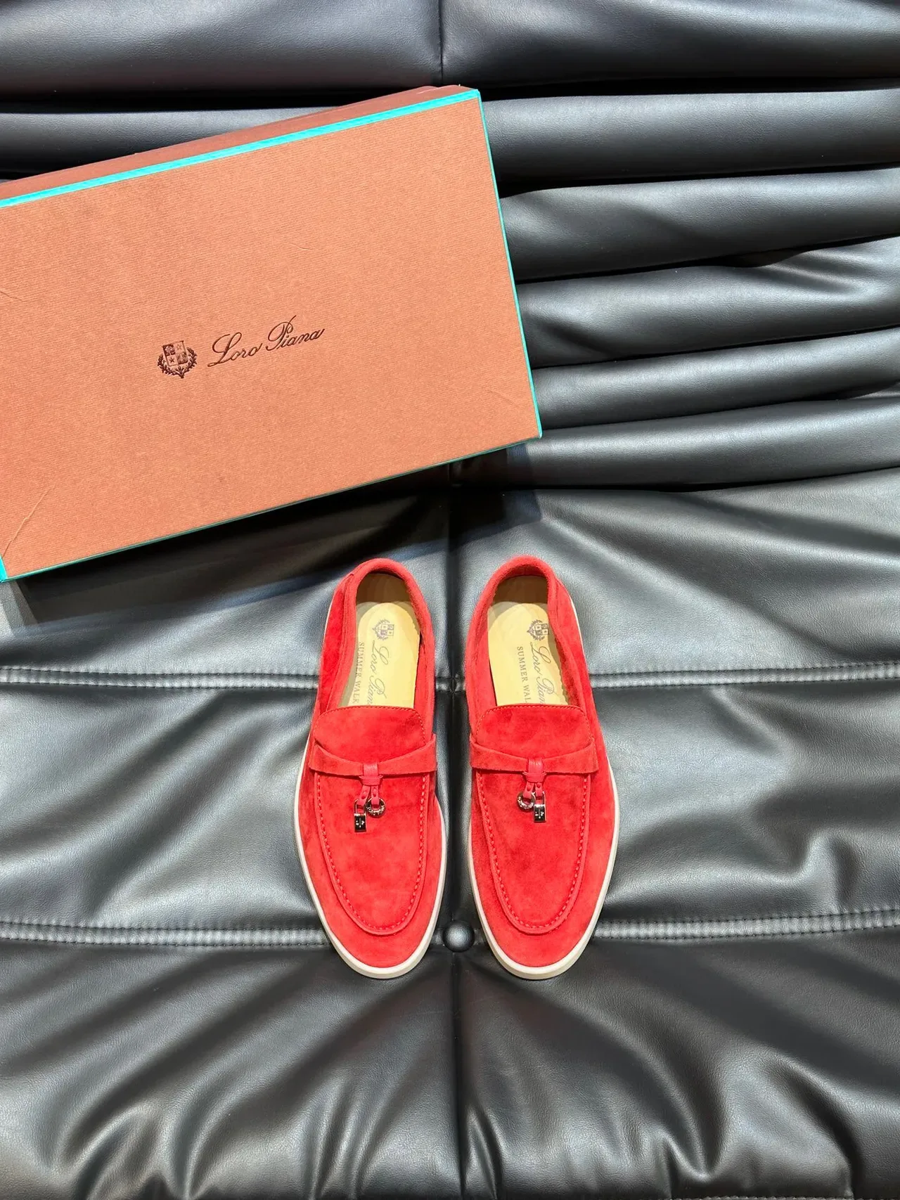 Red Beige Suede Upper Tassel Strap Loafer 3