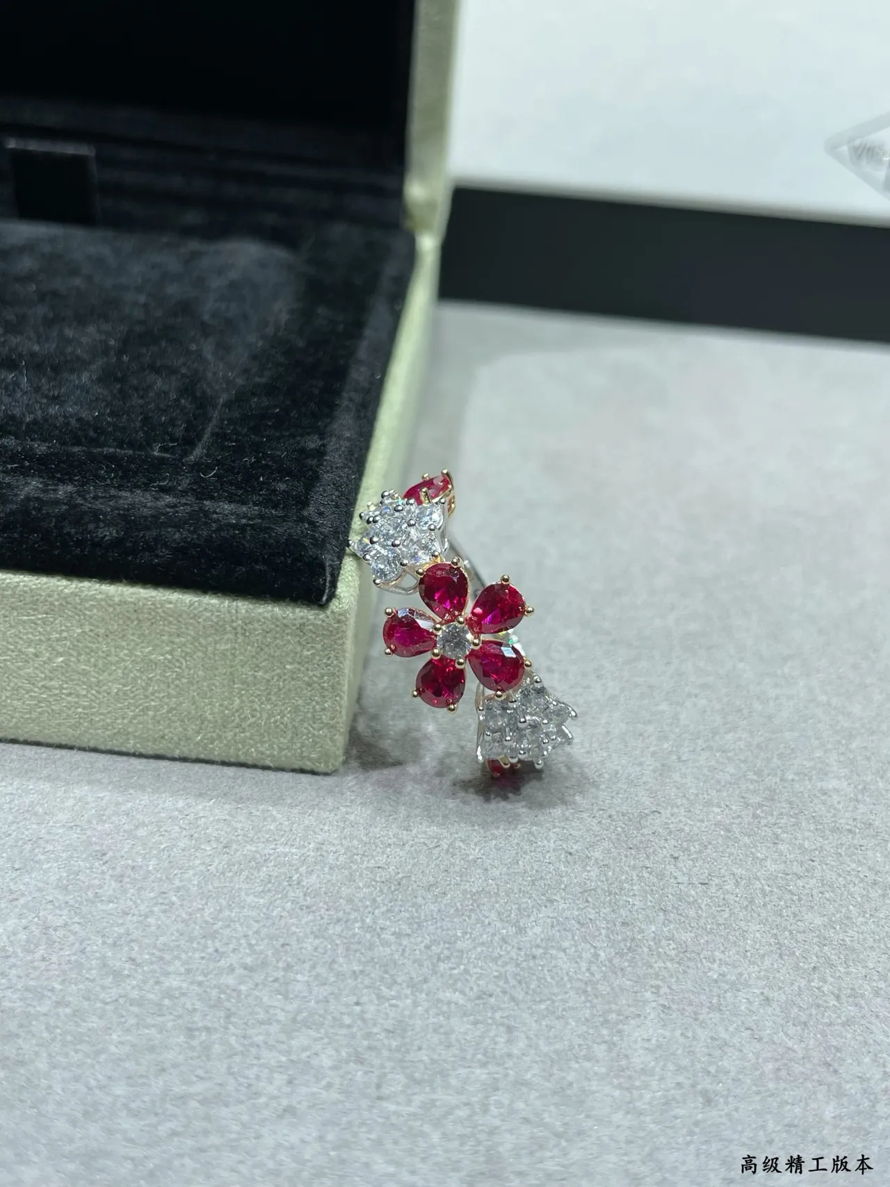 Red Blue Floral Cluster Motif Multi-Stone Pavé Setting Ring 5