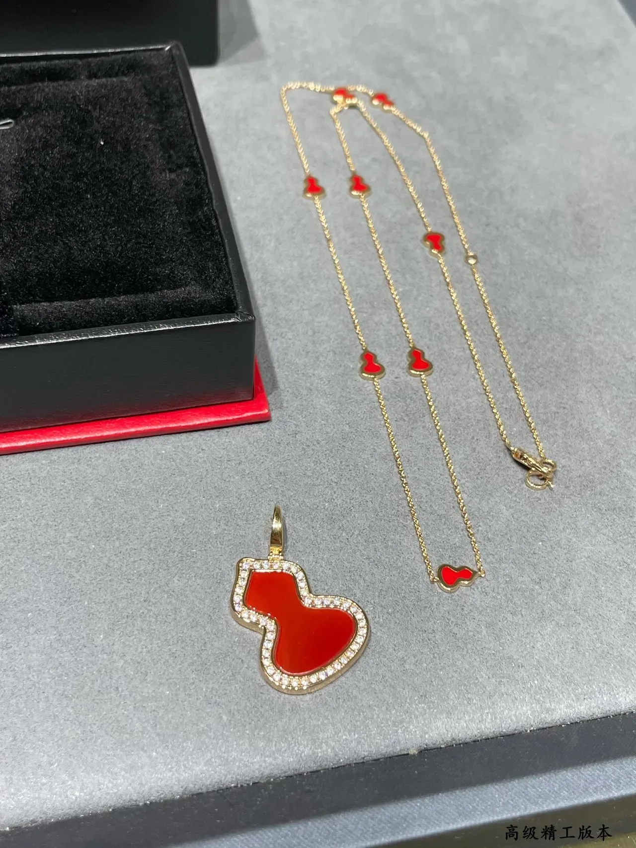 Red Gold Chain Enamel Gourd-Shaped Pendant Necklace 6