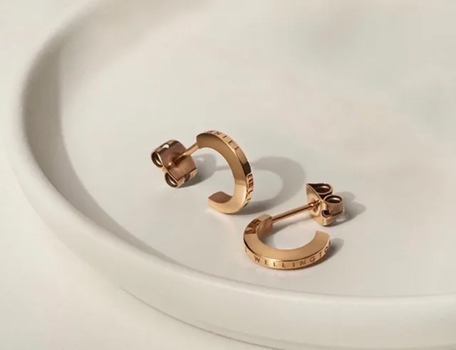 Rose Gold Engraved C-Hoop Earring 3