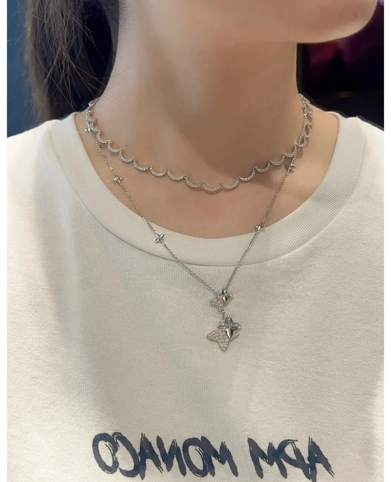 Scalloped Edge Pavé-Style Silver Chain Necklace 3