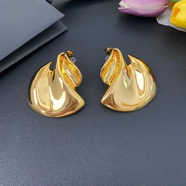Sculptural Flame-Inspired Polished Gold-Tone Earrings 7