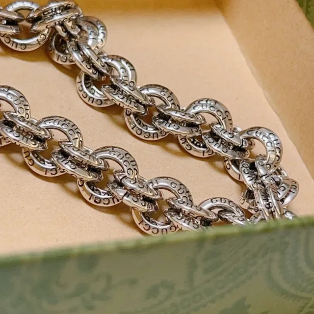 Silver Black Chunky Link Chain Ornate Bracelet 8