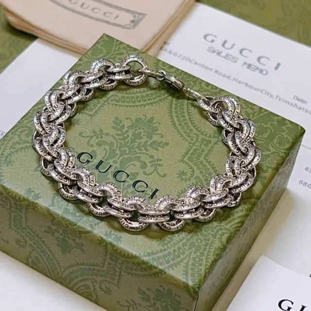Silver Black Chunky Link Chain Ornate Bracelet 9