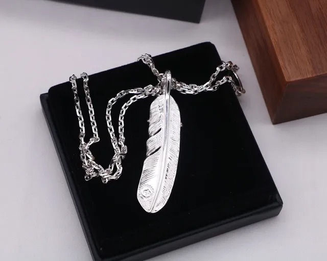 Silver Gold Feather-Shaped High-Detail Textured Surface Necklace 4