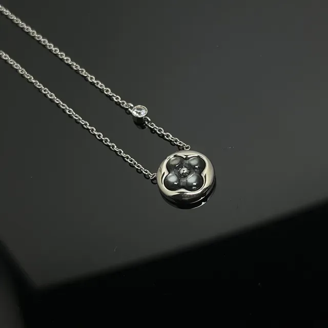 Silver Gold Floral Motif Pendant Cabochon-Set Necklace 2