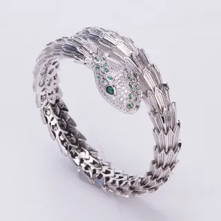 Pulsera de Motivo de Escamas Articuladas de Silueta de Serpent-Coil Verde Plateado