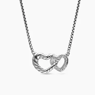 Collar de plata con corazones entrelazados y textura de cuerda retorcida