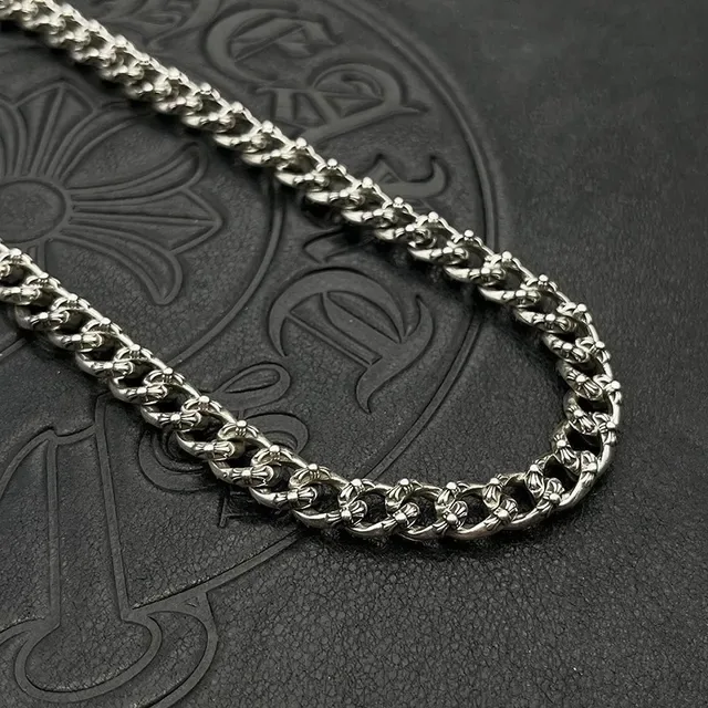 Silver-Tone Chunky Curb Link Chain Necklace 5